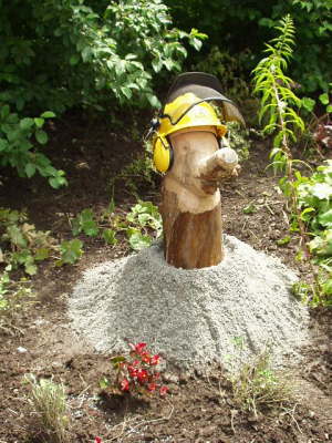 Kettensge-Schnitzerei